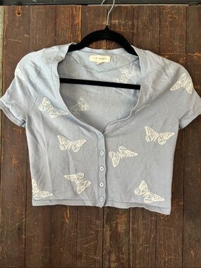 La Hearts Pale Blue Butterfly Button Crop Top